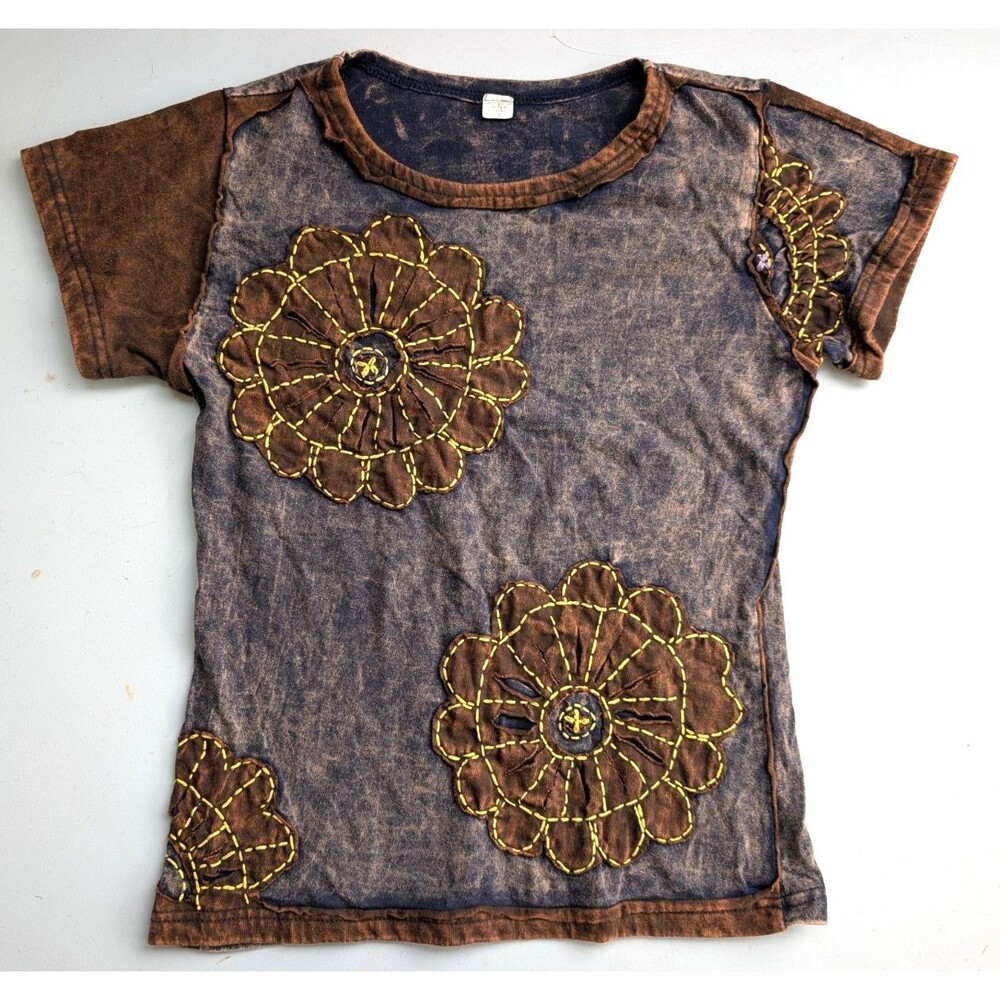 Vintage Nepal Boho Floral Applique T-Shirt Women’s Small Acid Wash Brown Cotton